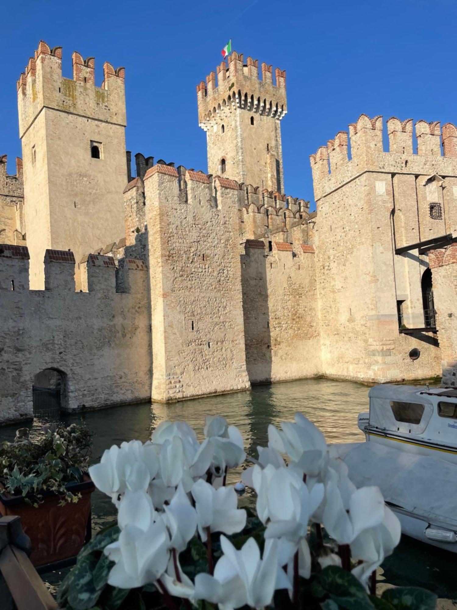 Sirmione Leilighet Eksteriør bilde